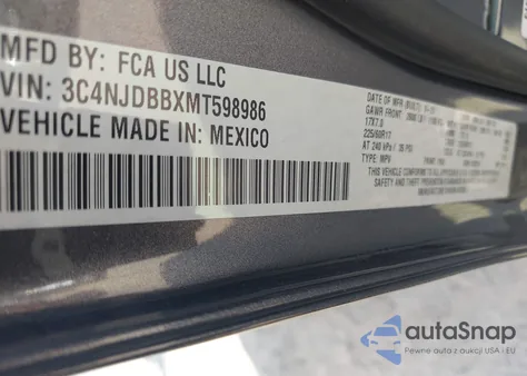 2021 Jeep Compass Latitude 4X4 из США, поврежденный, VIN 3C4NJDBBXMT598986